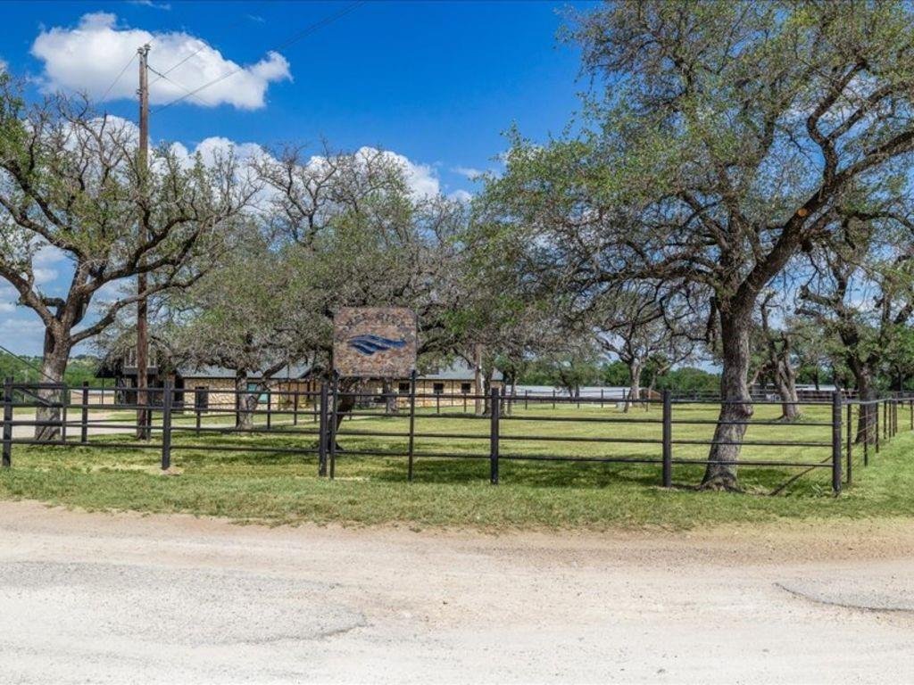 House in Glen Rose, Texas, United States 1 - 18408754