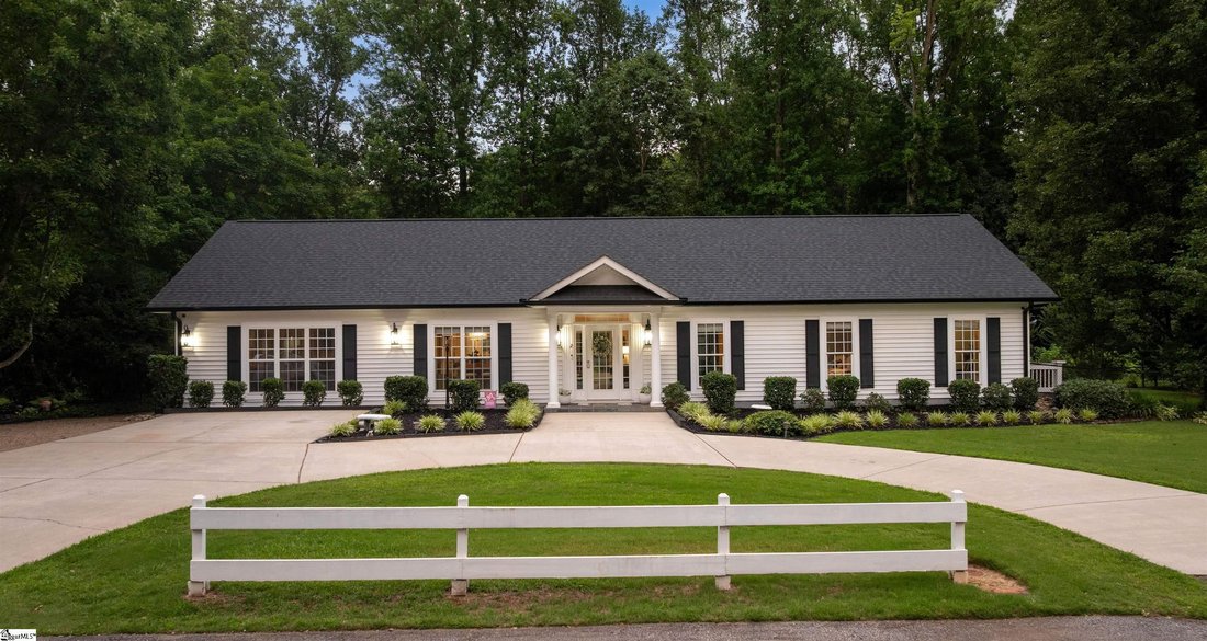 House in Greenville, South Carolina, United States 1 - 18222375