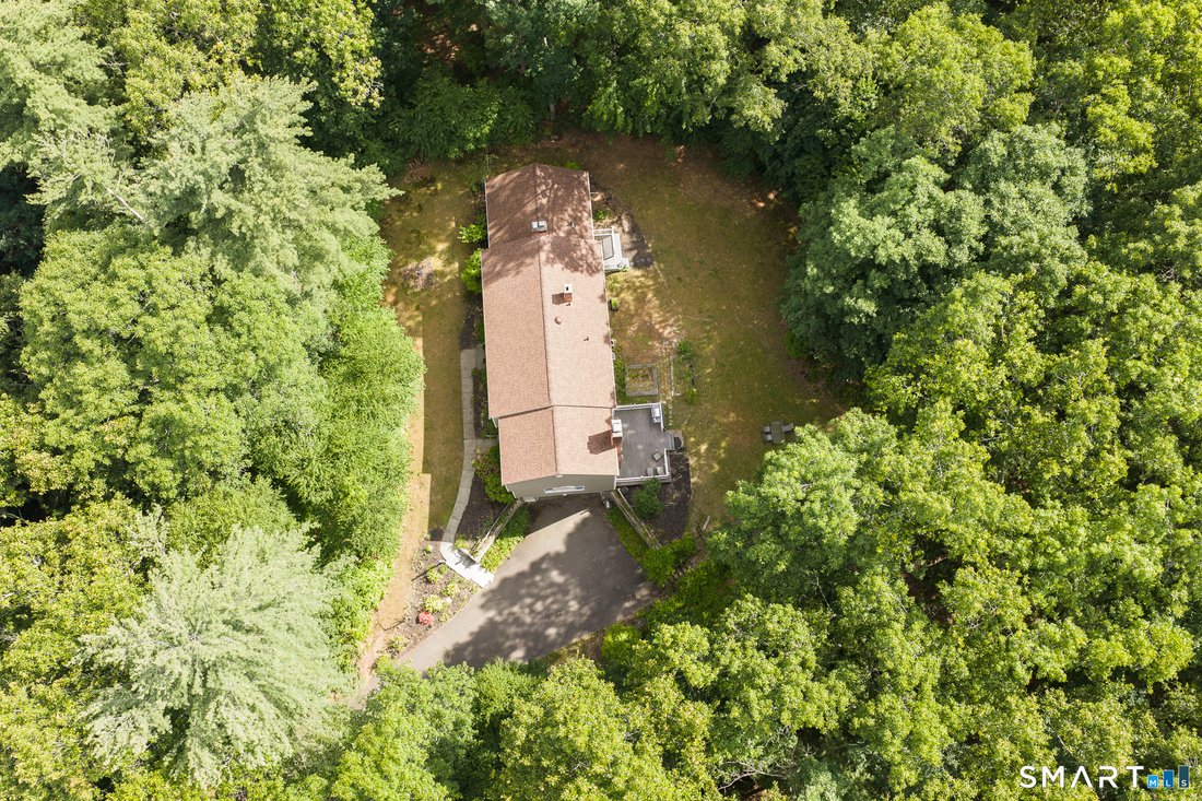 House in Somers, Connecticut, United States 3 - 18414472