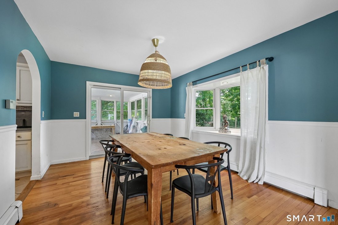 House in Shelton, Connecticut, United States 5 - 18410980