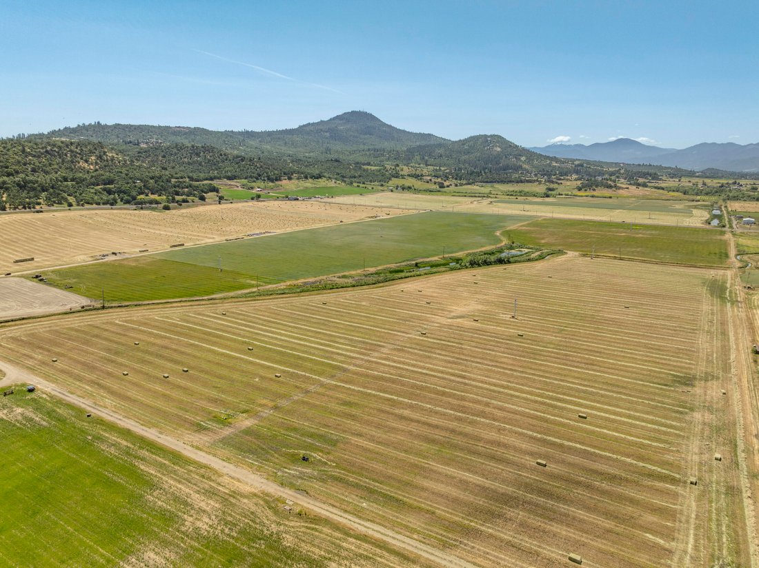 Land in Medford, Oregon, United States 5 - 18410841