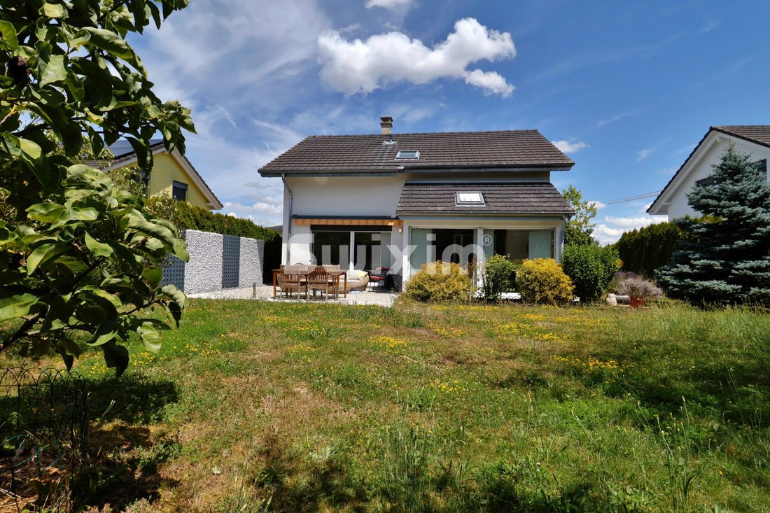 Villa en Friburgo, Friburgo, Suiza 1 - 18413861