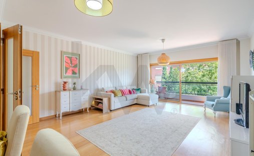 Apartment in Carnaxide e Queijas, Lisbon, Portugal 1