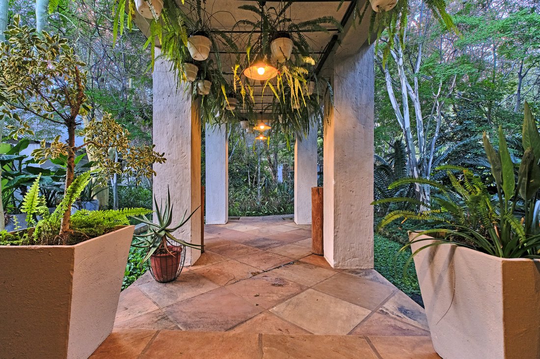 House in Bryanston, Gauteng, South Africa 2 - 18068510