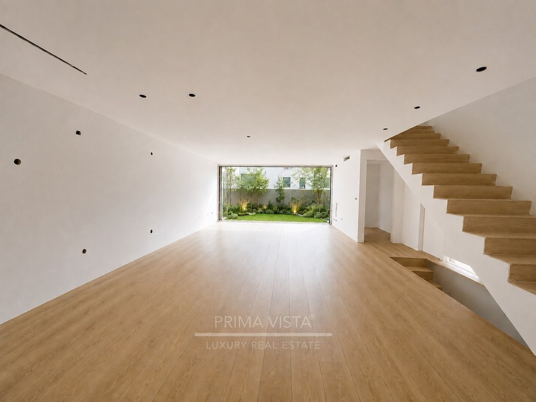 House in Beato, Lisbon, Portugal 2 - 16808873