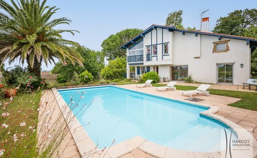 House in Sud, Ciboure, France 1