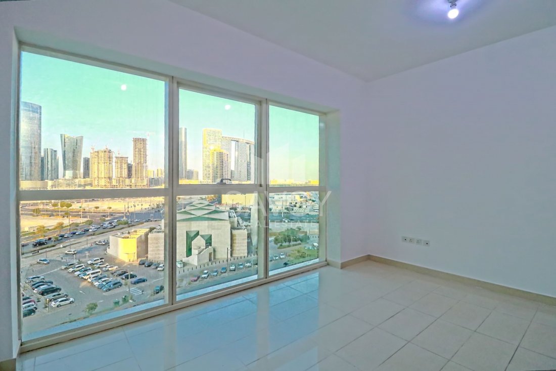 Apartment in Al Reem Island / Jazeerat Al Reem, Abu Dhabi Emirate, United Arab Emirates 2 - 18417581