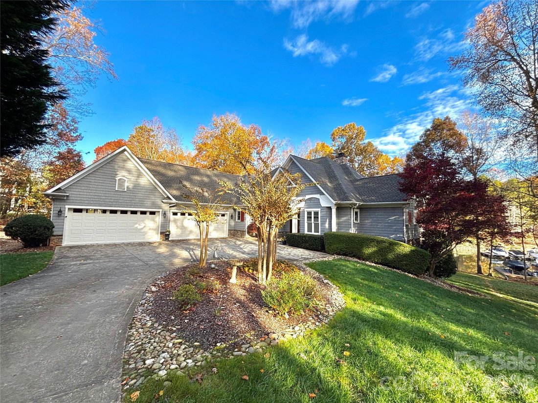 House in Mooresville, North Carolina, United States 2 - 16628274