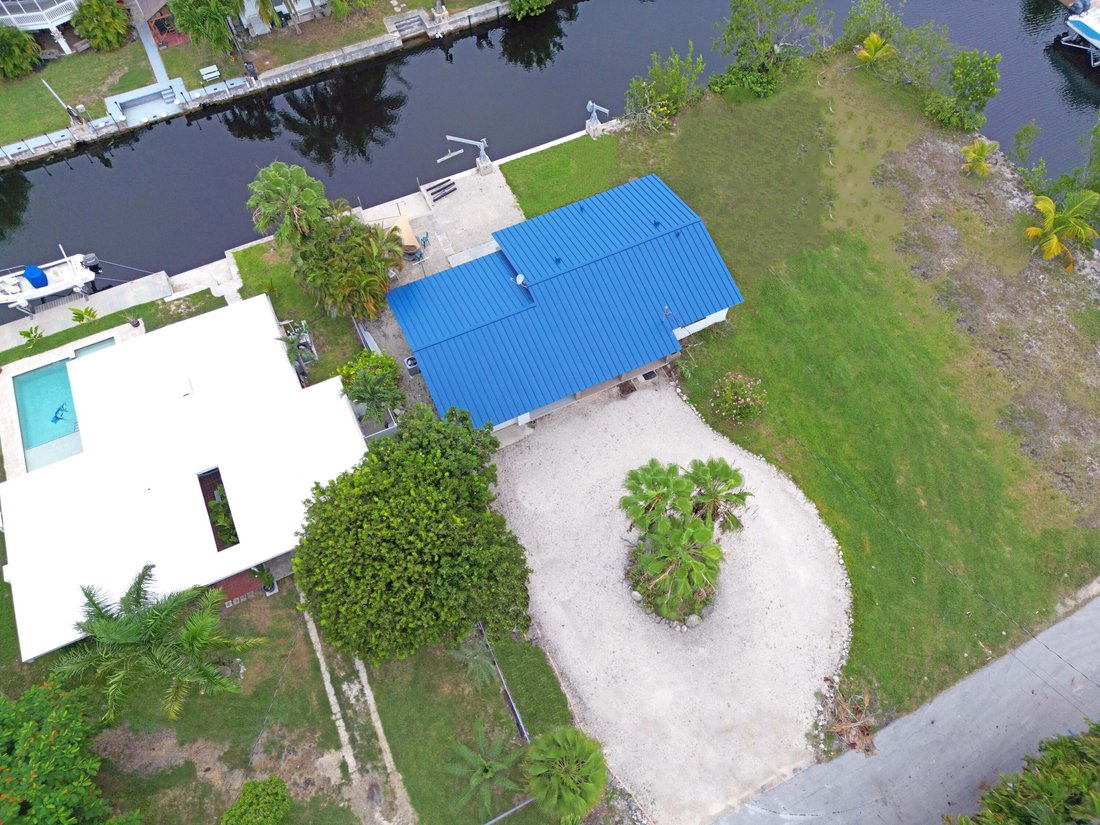House in Big Pine Key, Florida, United States 2 - 18419007