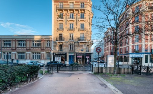 Apartment in Reine-Mairie, Boulogne-Billancourt, France 1