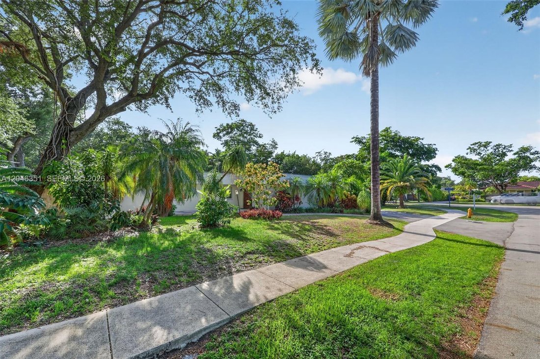 House in Cutler Bay, Florida, United States 2 - 18409320