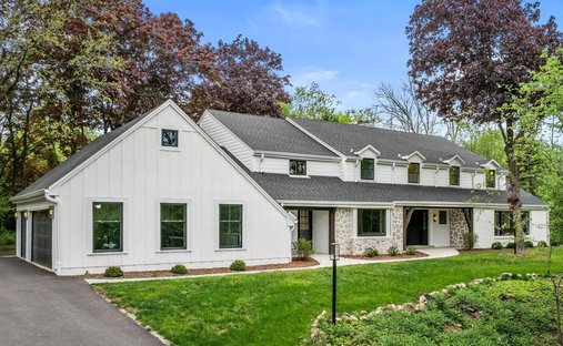 House in Thiensville, Wisconsin, United States 1