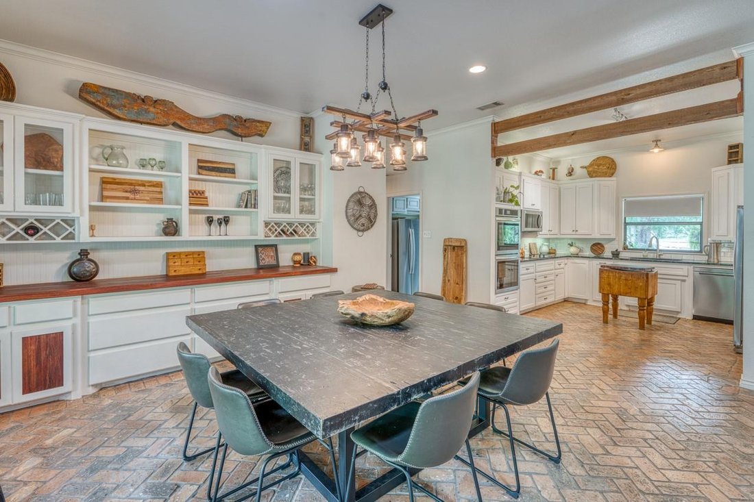 House in Marble Falls, Texas, United States 5 - 18414786