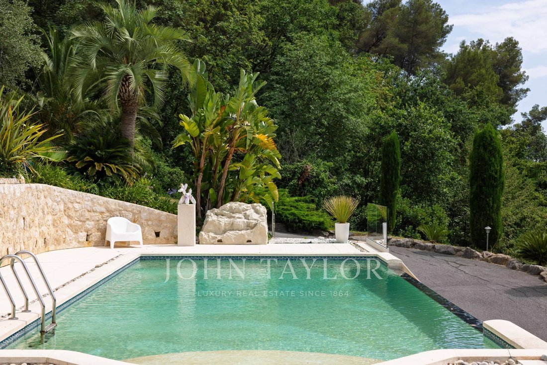House in Vence, Provence-Alpes-Côte d'Azur, France 4 - 18417692