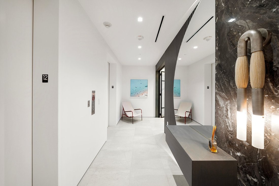 Condo in Miami Beach, Florida, United States 4 - 18412535