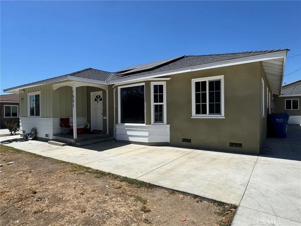 West Covina, California, United States 2 - 18411292