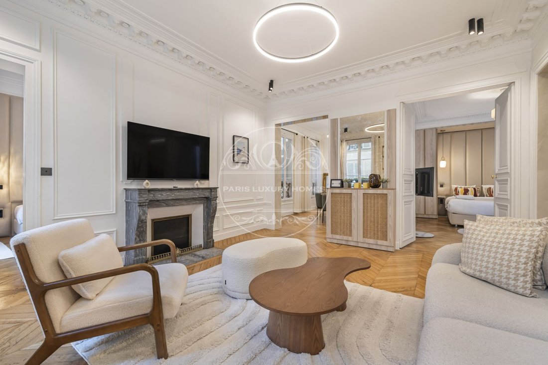 Apartment in Nationale-Deux Moulins, Paris 13e Arrondissement, Paris 4 - 18411675