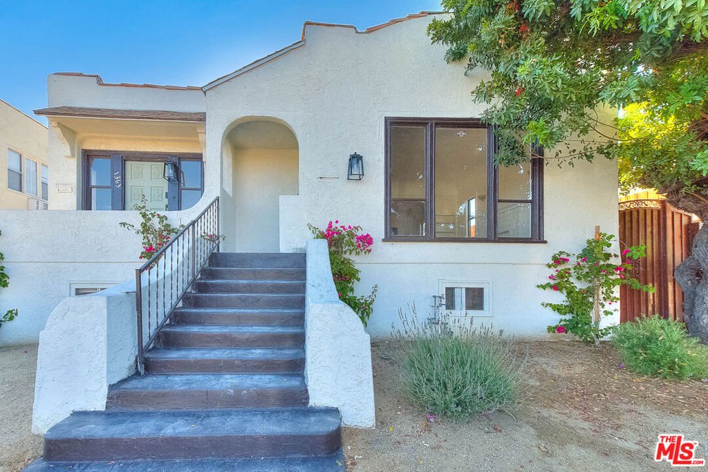 Los Angeles, California, United States 1 - 18414760