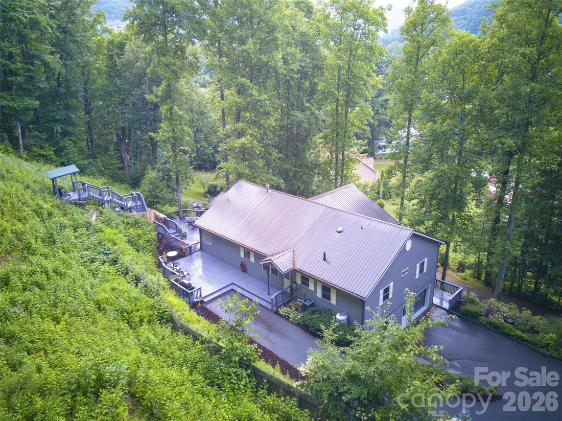 House in Maggie Valley, North Carolina, United States 5 - 18409063
