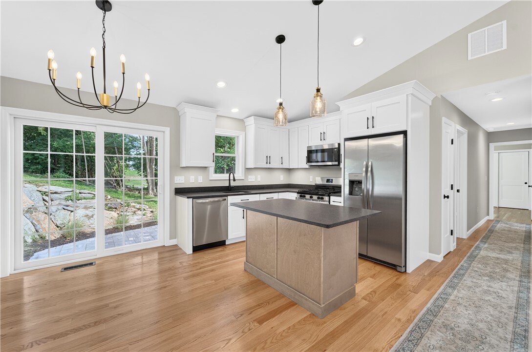 House in Johnston, Rhode Island, United States 3 - 18413325