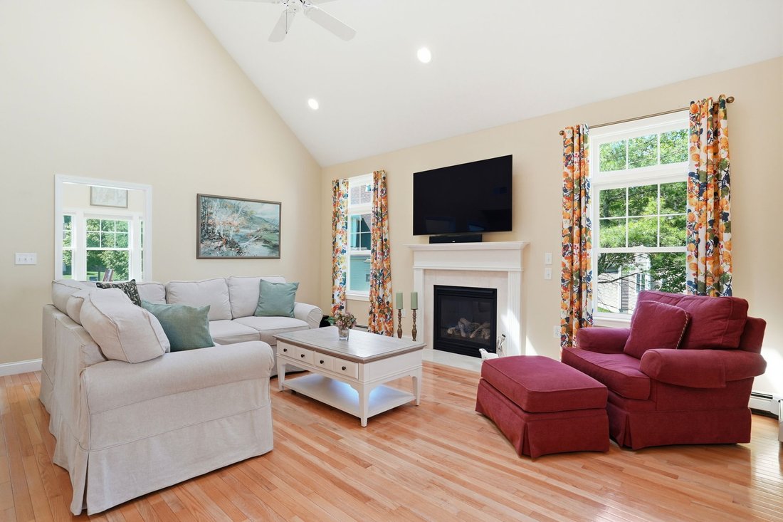 House in Kingston, Massachusetts, United States 4 - 18411774