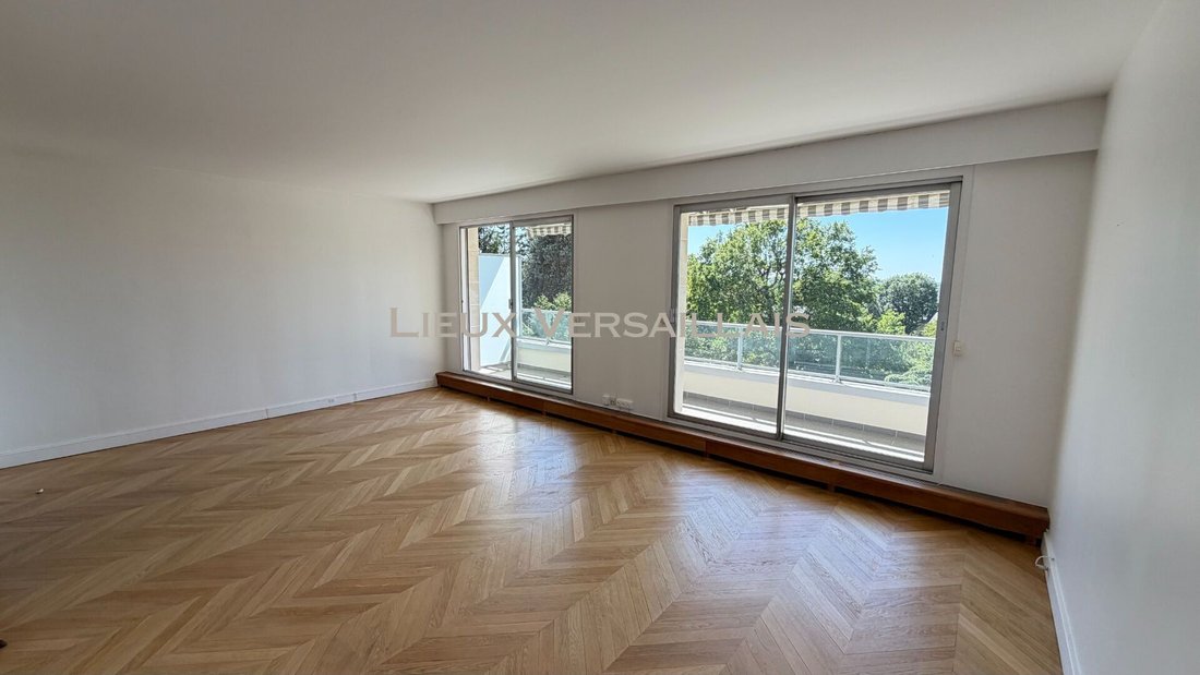 Apartment in Domaine National du Château, Versailles, France 3 - 18413750
