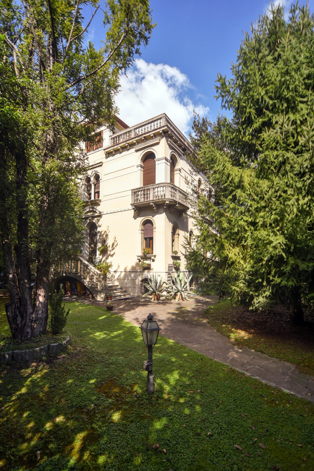 Villa in Cathedral - Piazza dei Signori, Treviso, Italy 5 - 18412074
