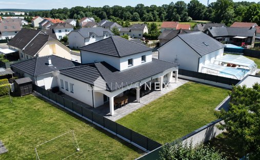 House in Centre Ville, Florange, France 1