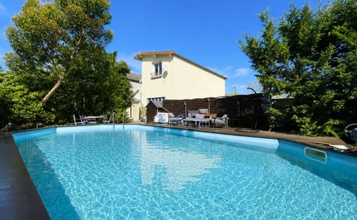 House in Basses Roches, Conflans-Sainte-Honorine, France 1
