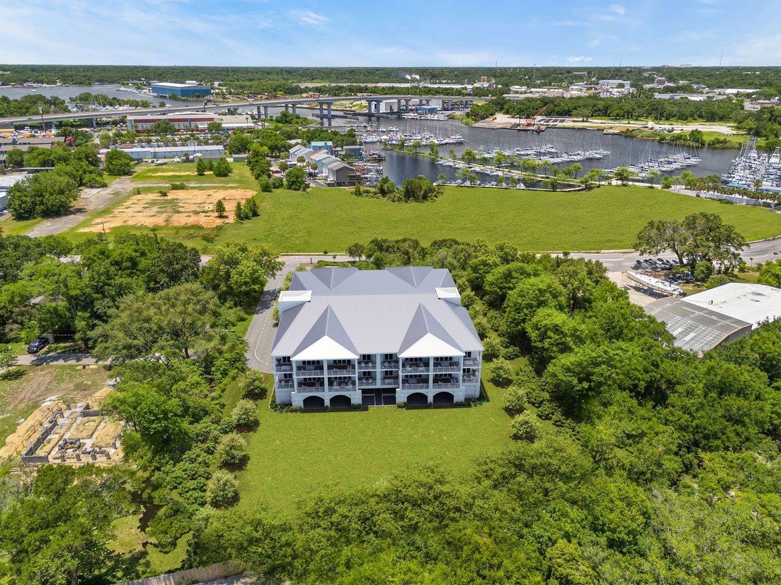 Condo in Pensacola, Florida, United States 2 - 18411797