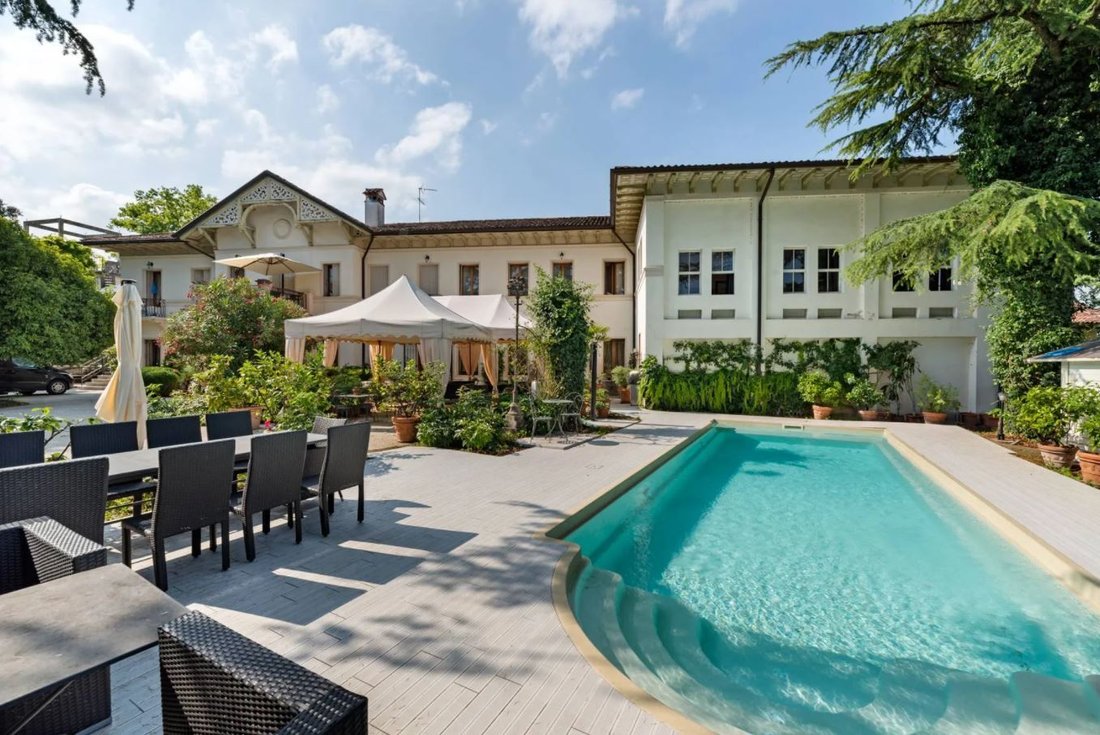 Villa in City Center, Conegliano, Veneto 2 - 18412087
