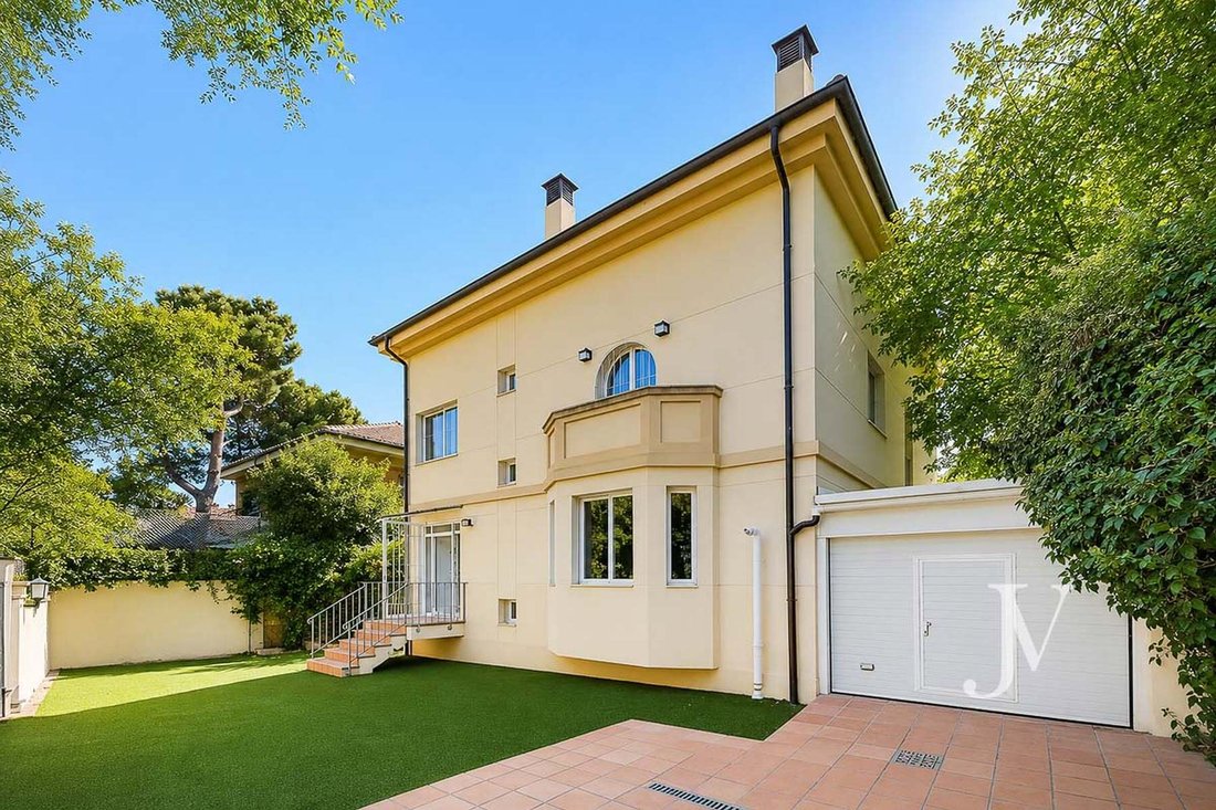Villa in Chamartín, Madrid, Spain 4 - 18409449