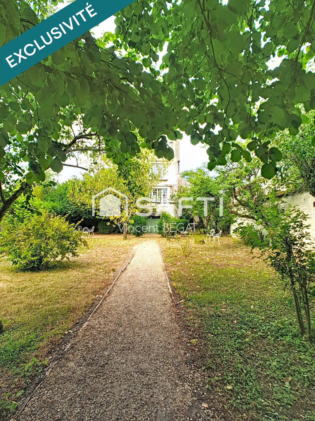 House in Moret-Loing-et-Orvanne, Ile-de-France, France 1 - 17349379