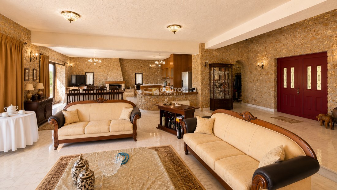 Villa in Koinotita Portoxeliou, Kranidi, Greece 3 - 13422249