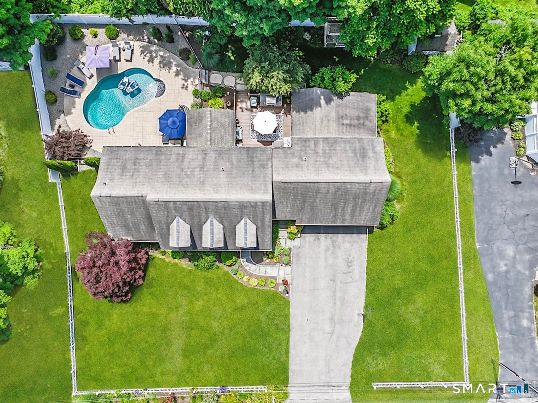 House in Newtown, Connecticut, United States 4 - 18380449