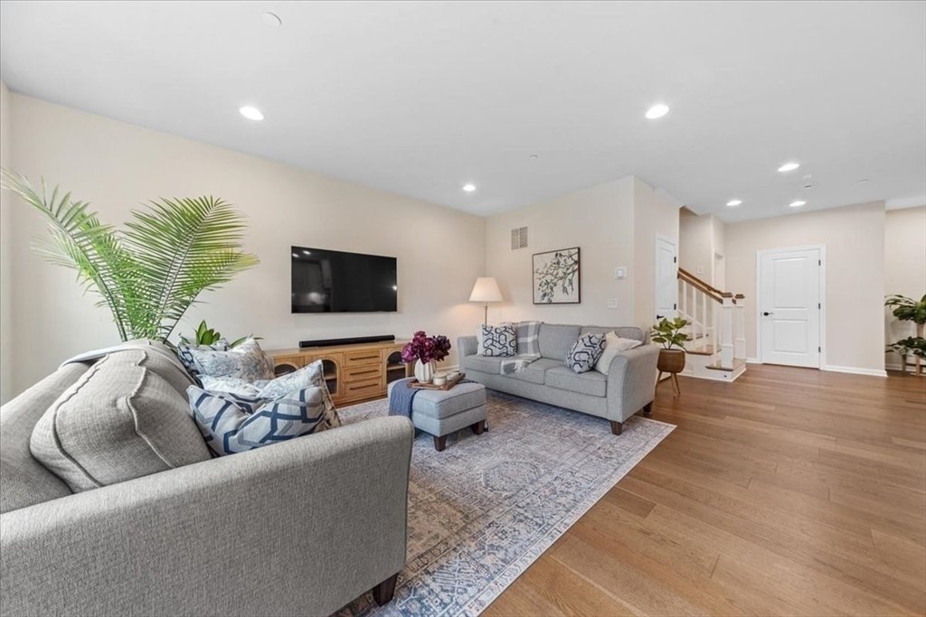 Condo in Grafton, Massachusetts, United States 4 - 18395733