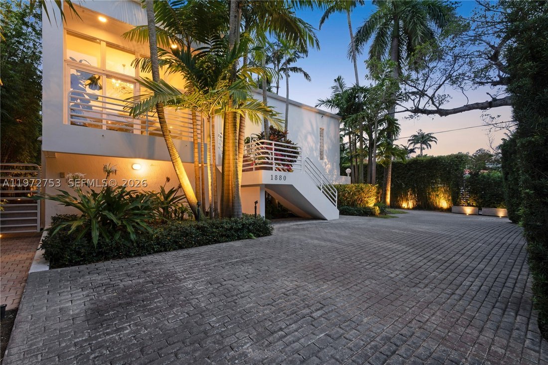 House in Miami, Florida, United States 1 - 17334836