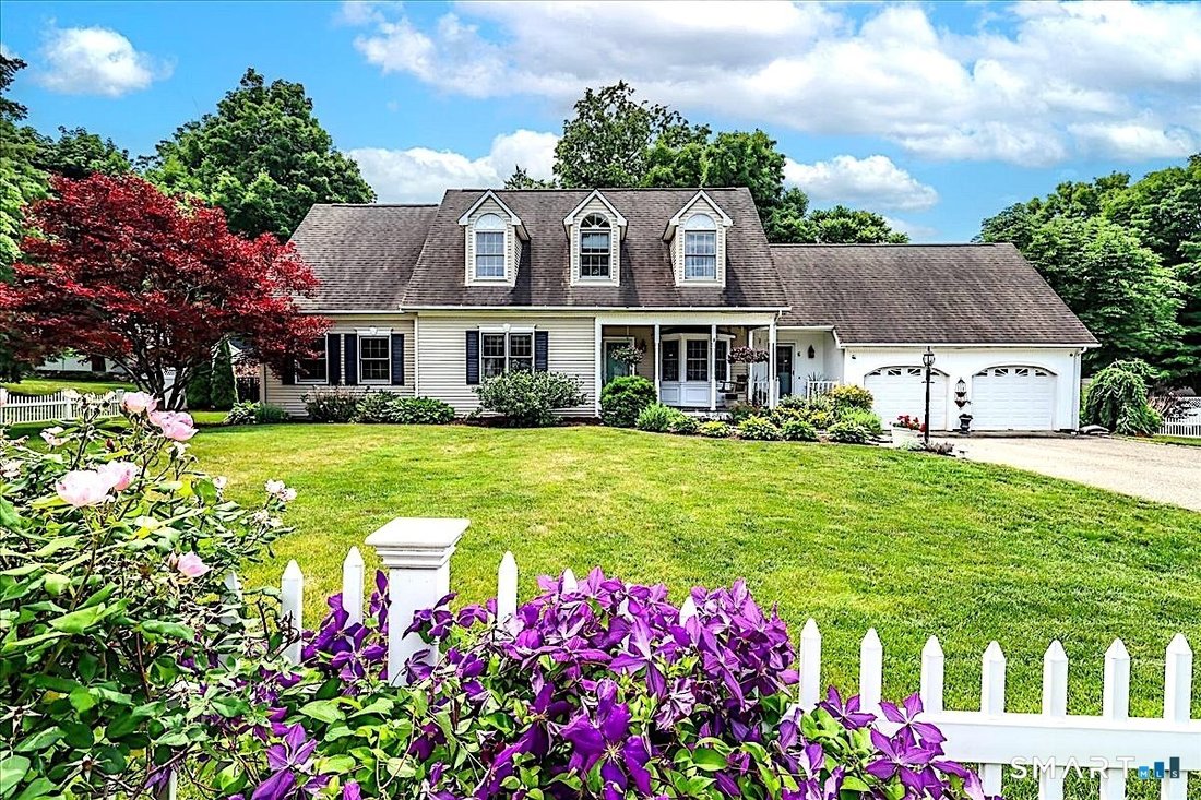 House in Newtown, Connecticut, United States 1 - 18380449