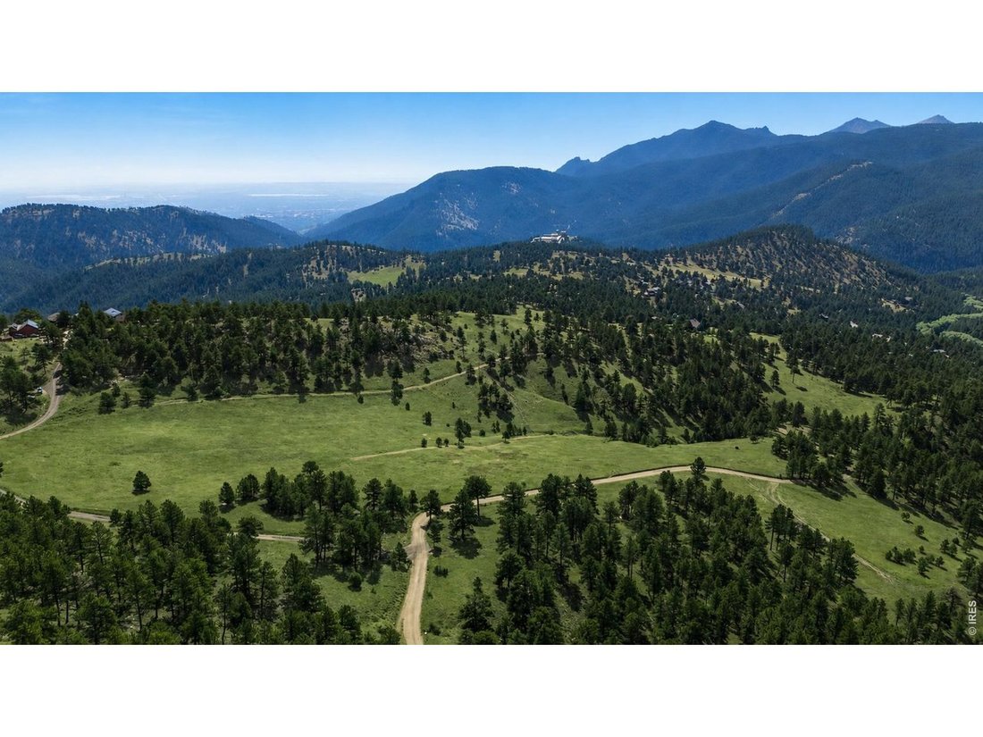Terrain à Boulder, Colorado, États-Unis 1 - 18417718