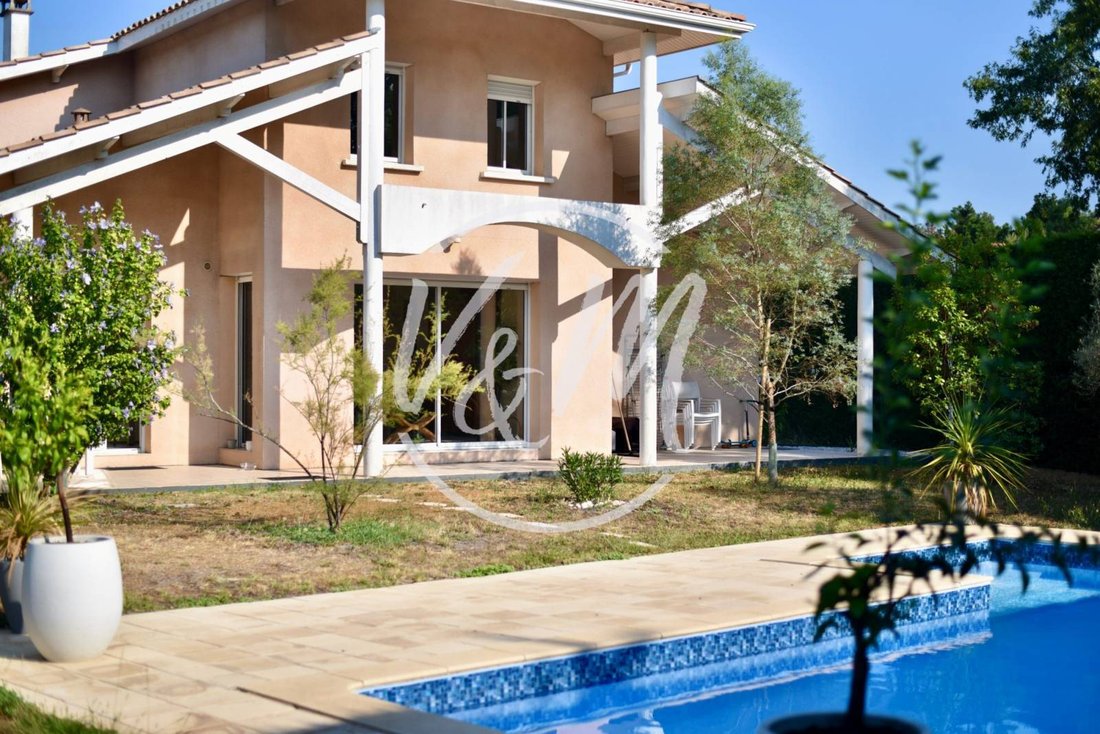 Villa en Ares, Nueva Aquitania, Francia 2 - 18417491