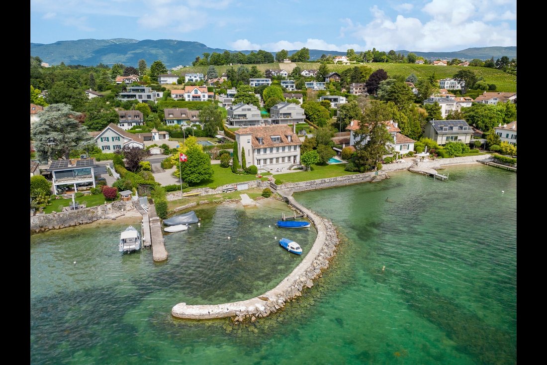 Andere in Nyon, Waadt, Schweiz 1 - 13347854