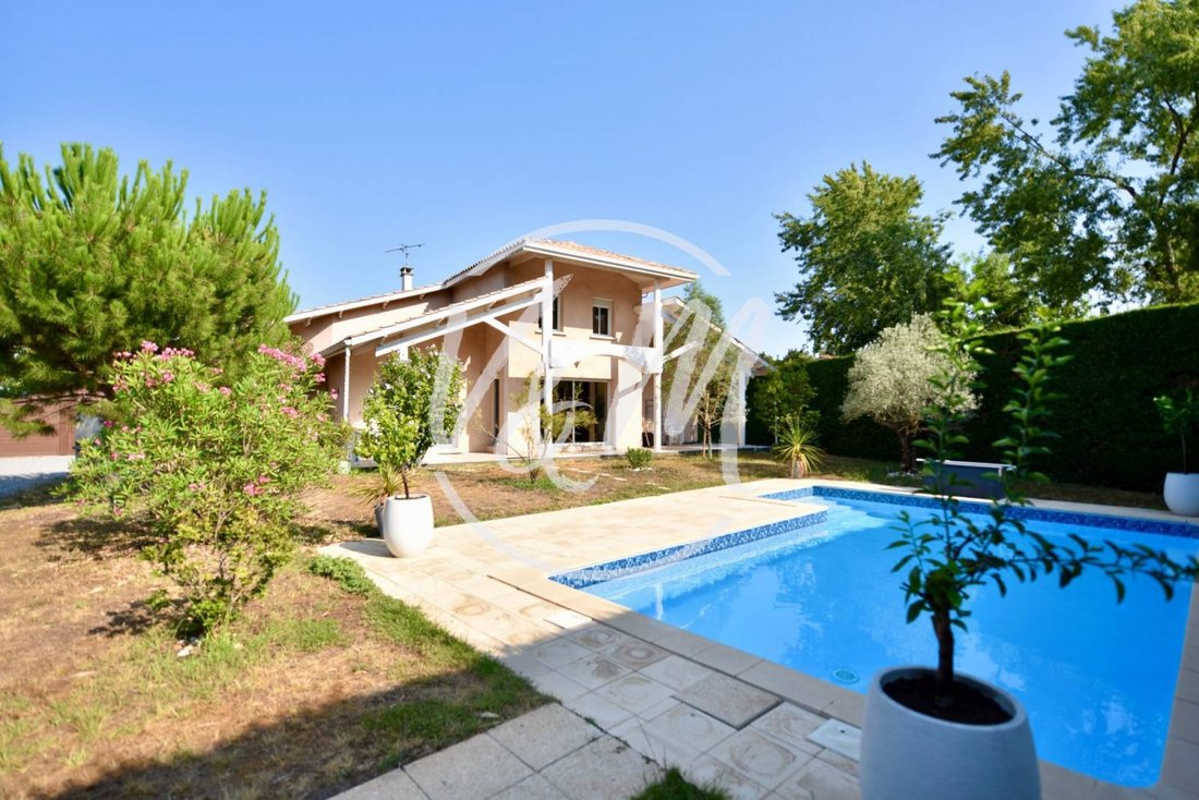 Villa en Ares, Nueva Aquitania, Francia 1 - 18417491