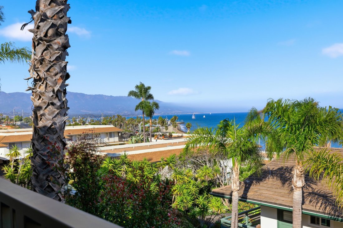 Condo in Santa Barbara, California, United States 5 - 18419023