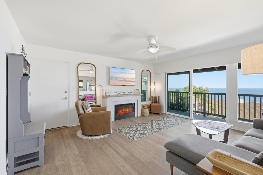 Condo in Santa Barbara, California, United States 3 - 18419023