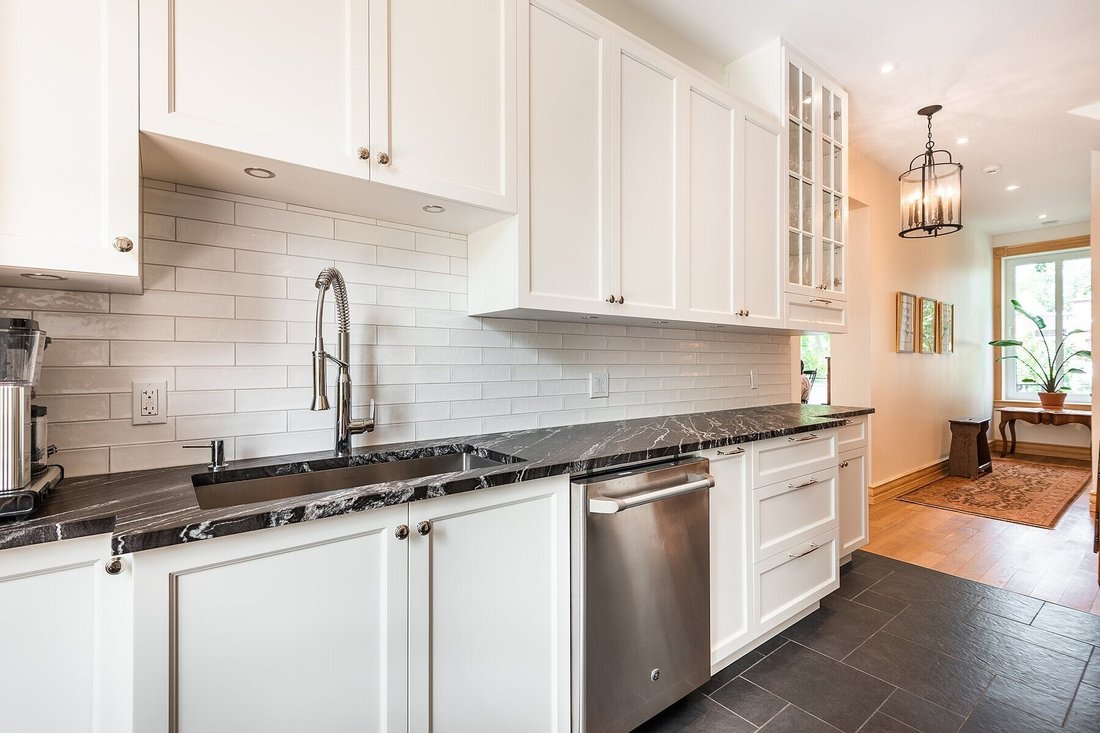Apartment in Westmount, Quebec, Canada 5 - 18419370
