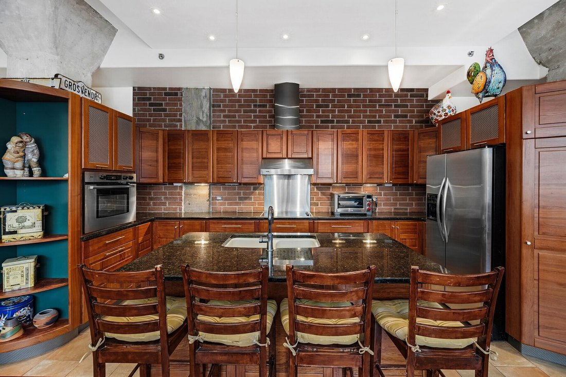 Condo in Montreal, Quebec, Canada 5 - 18419373