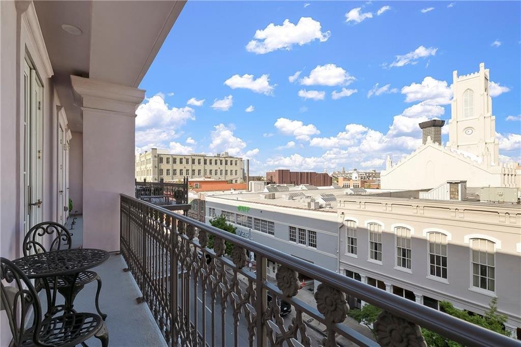 Condo in New Orleans, Louisiana, United States 4 - 18419309