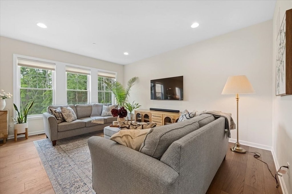 Condo in Grafton, Massachusetts, United States 3 - 18395733