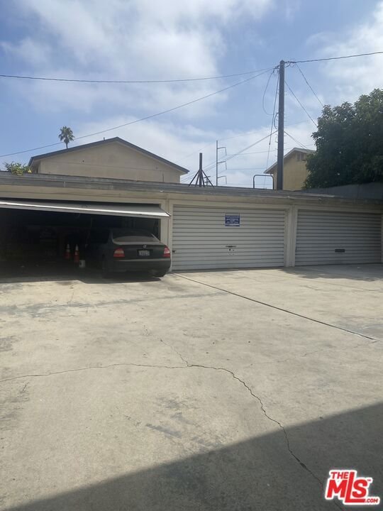 Inglewood, California, United States 5 - 18419280