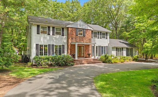 House in Sharon, Massachusetts, United States 1
